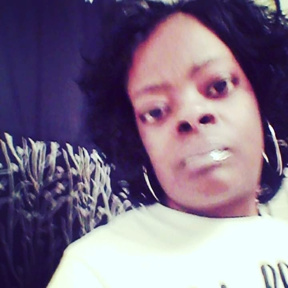 Meet your Posher, Kendria - Picture 1 of 1